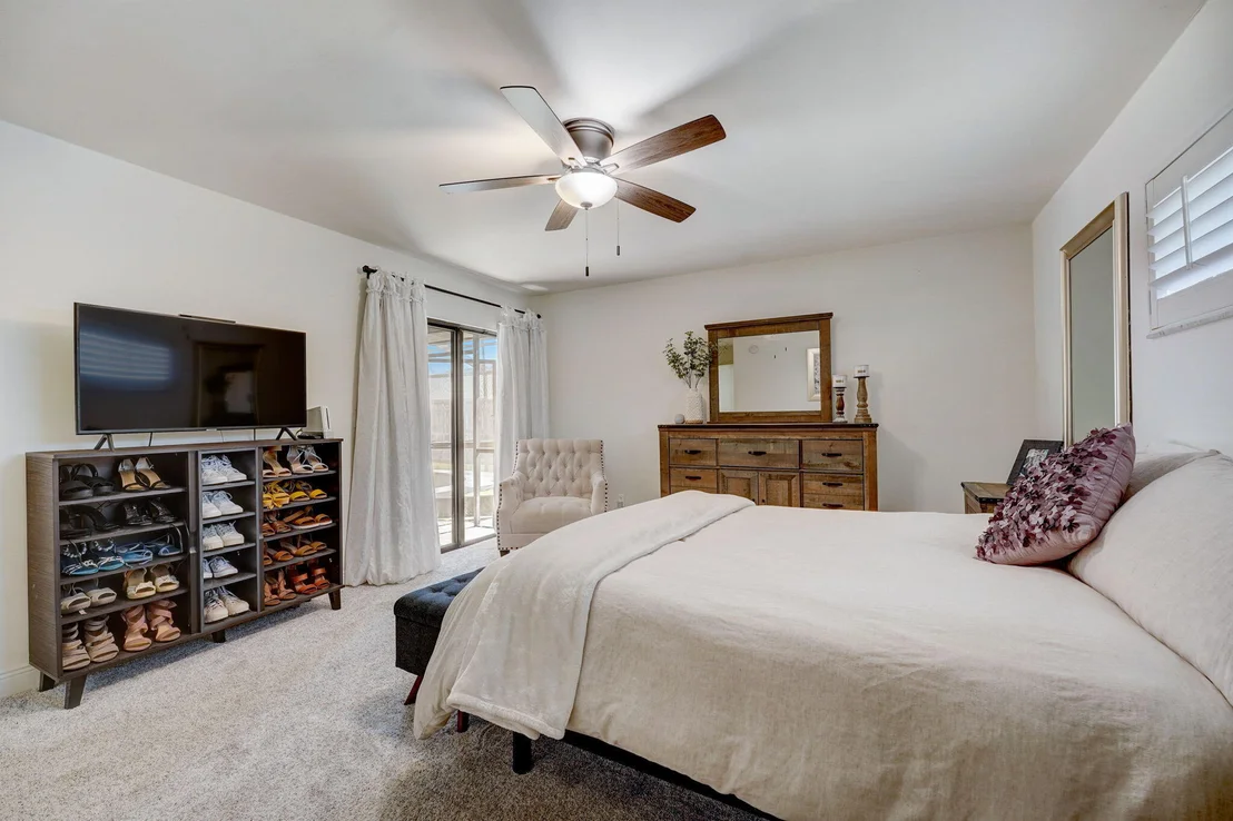 Photo of 2039 Bottlebrush Drive