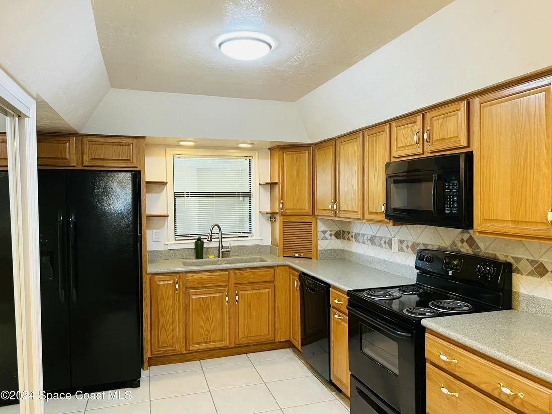 Photo of Unit 1133 at 325 Tangle Run Boulevard