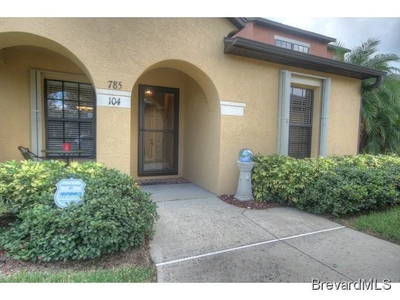 Photo of Unit 104 at 785 Luminary