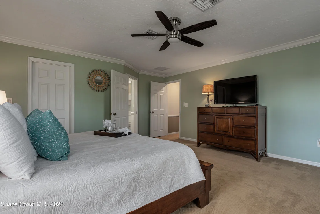 Photo of 521 Nightingale Drive
