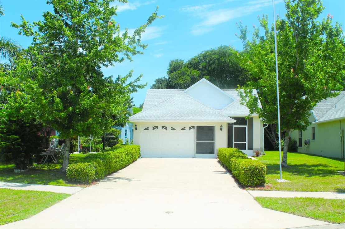 Photo of 2233 Breezy Circle