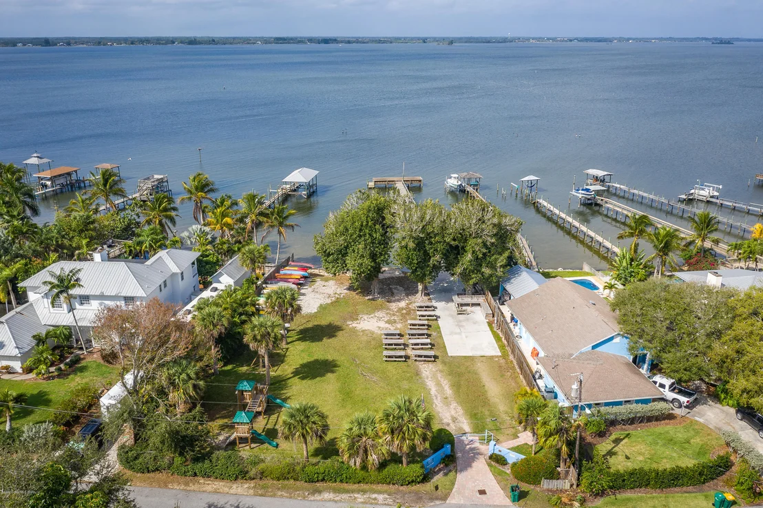 Photo of 255 Cardinal Drive