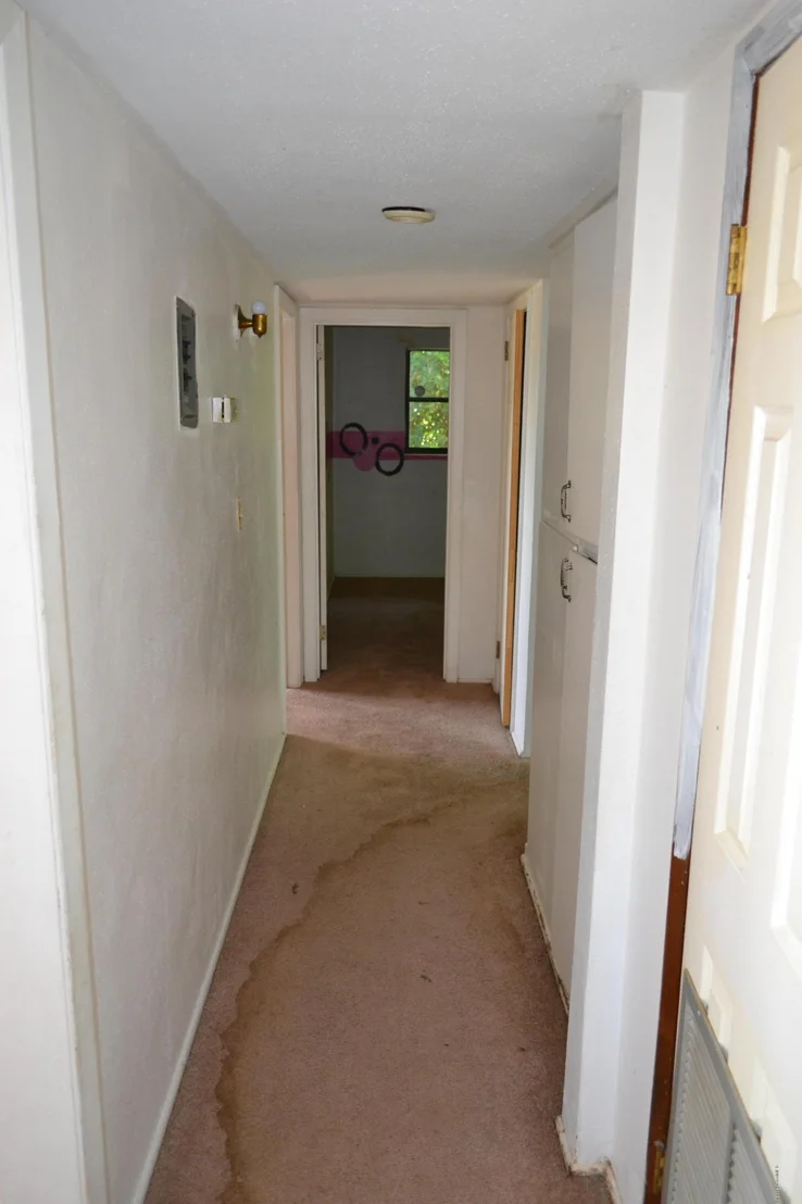 Photo of 1101 AZALEA Lane