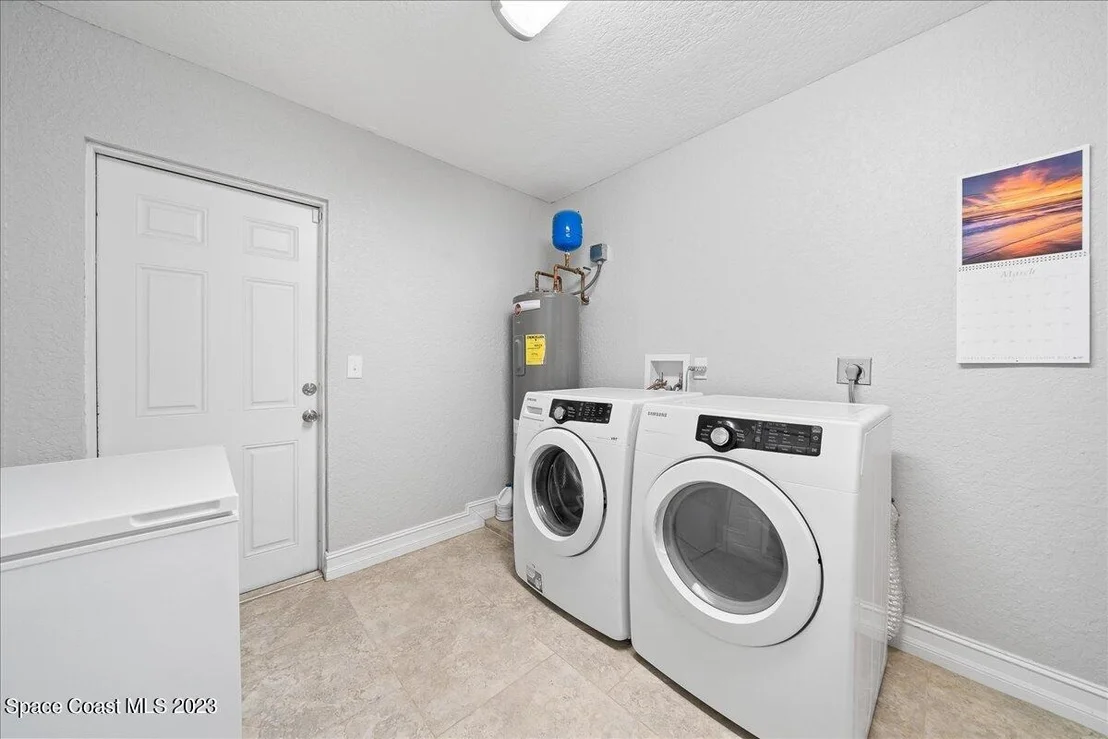 Photo of 1236 Sunwood Drive