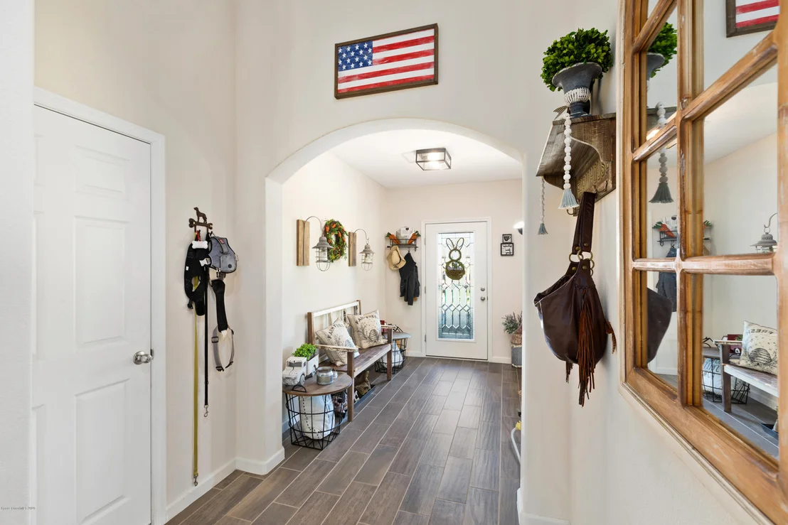 Photo of 1002 Peta Way