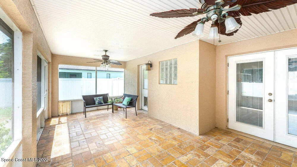 Photo of 6325 Ainsworth Road