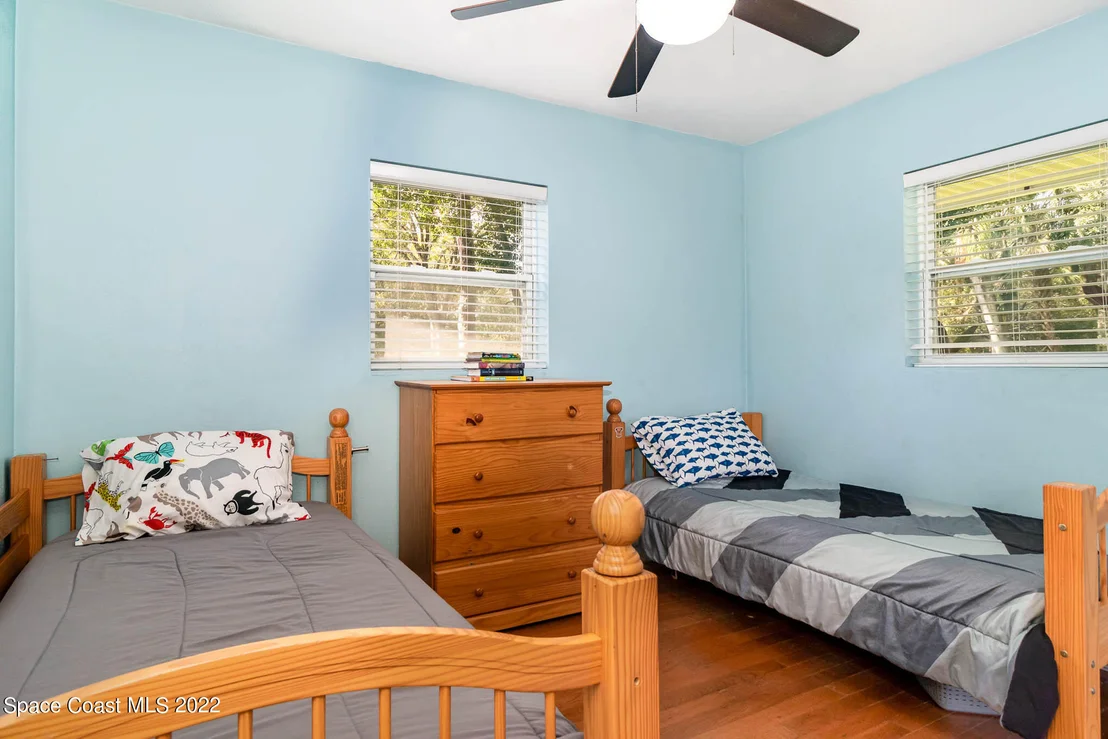 Photo of 1838 Pinewood Road