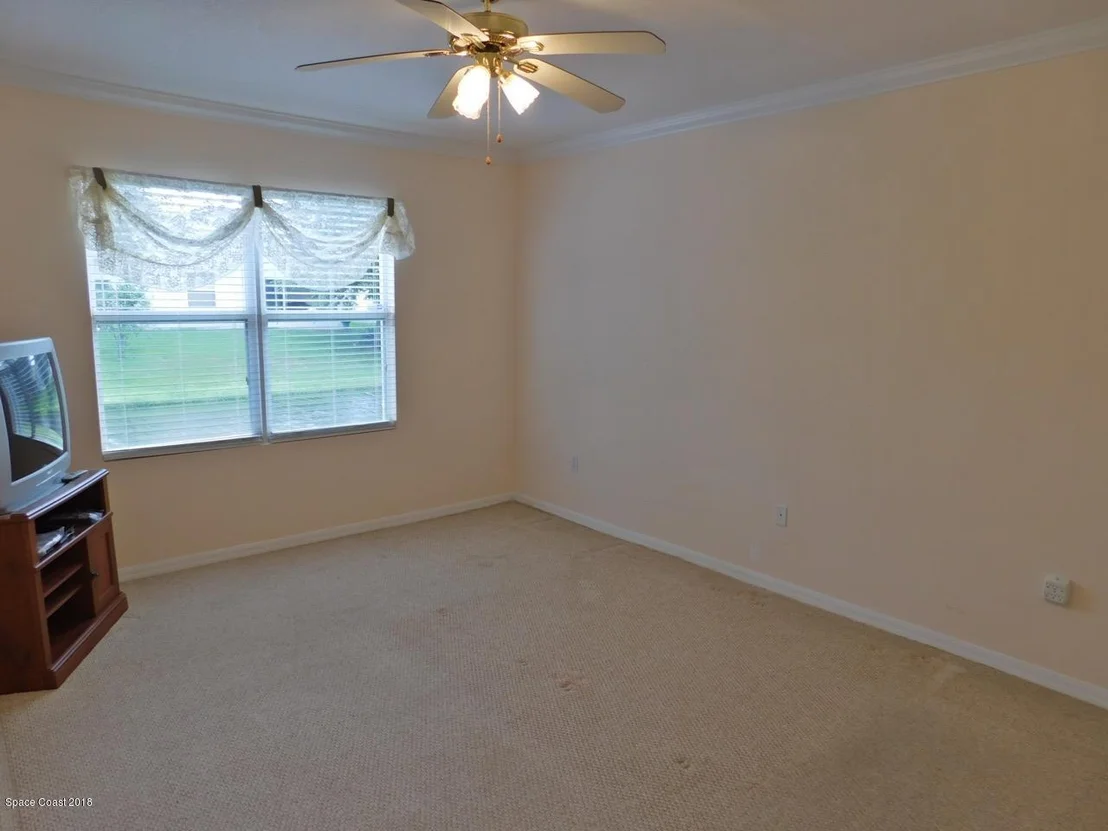 Photo of 225 Sedgewood Circle