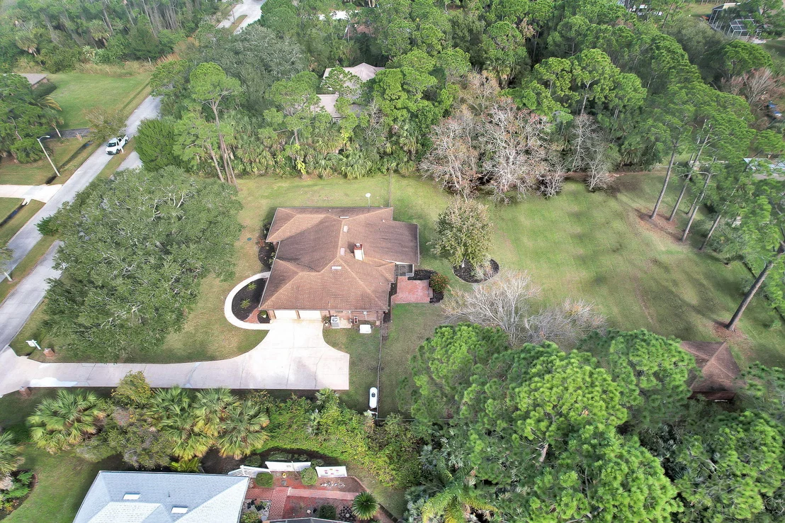 Photo of 1810 Laurel Oak Drive