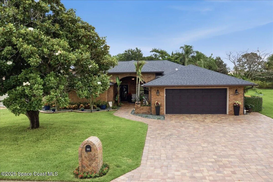 Photo of 560 Sawgrass Circle