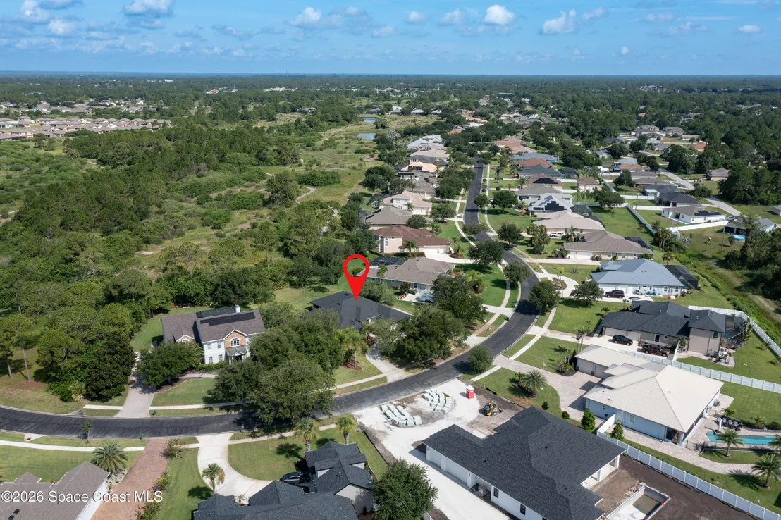 Photo of 2160 Windbrook Drive SE