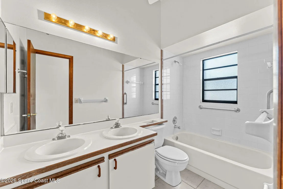Photo of 861 Yorktowne Drive