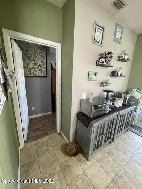 Photo of 985 Riviera Point Drive