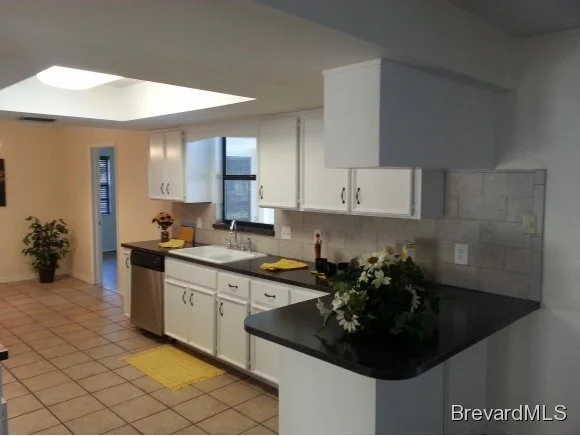 Photo of 1026 NE Pineapple