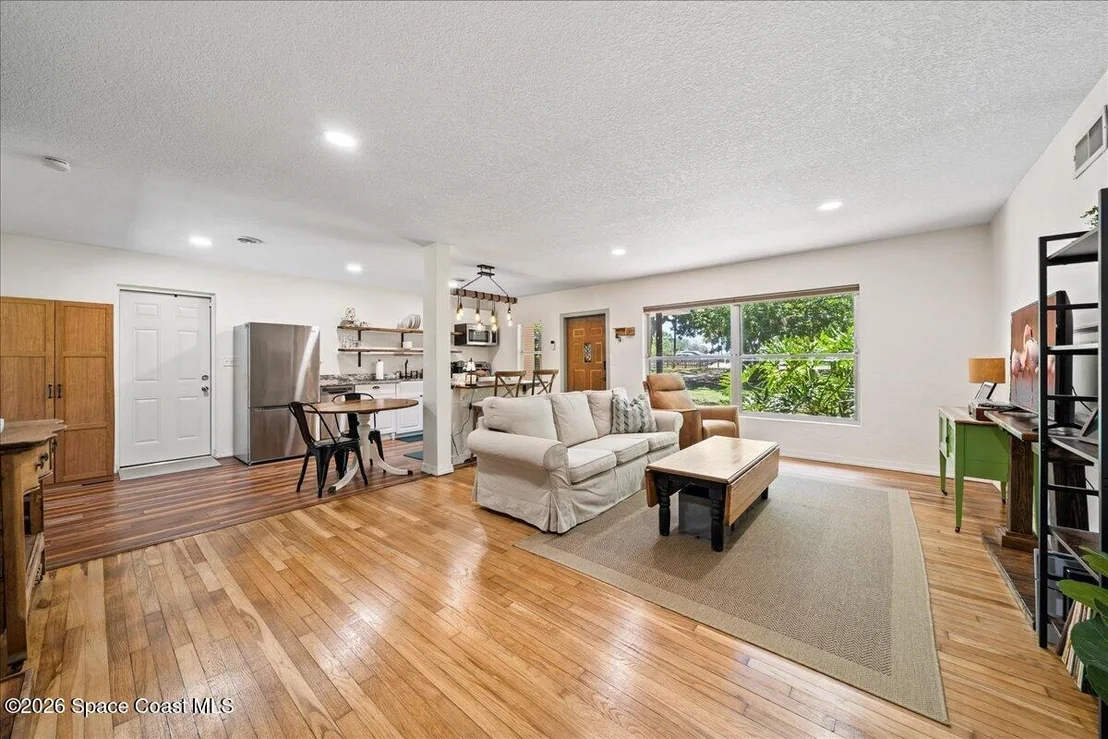 Photo of 954 Placid Drive