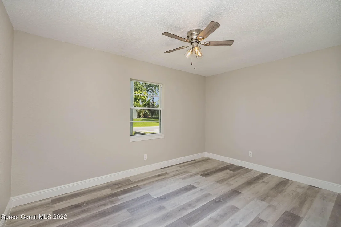 Photo of 5465 Curtis Boulevard