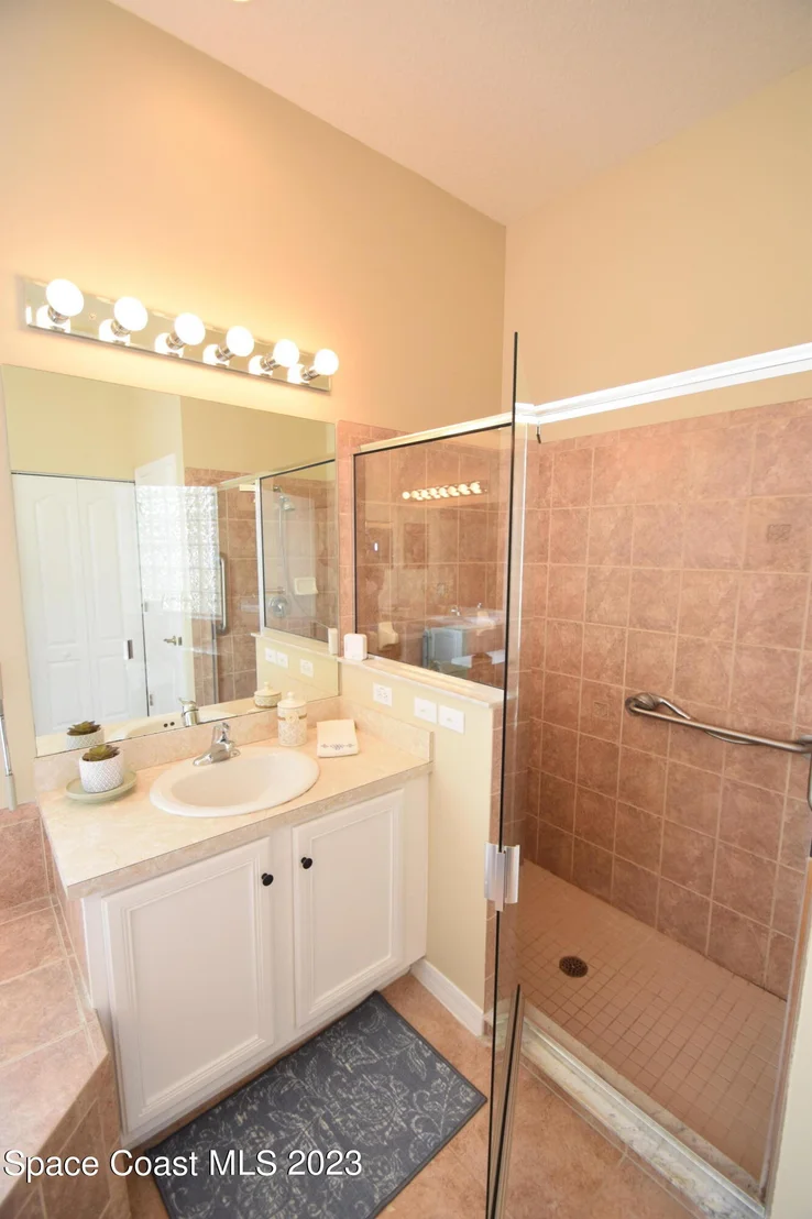Photo of 2223 Woodfield Circle