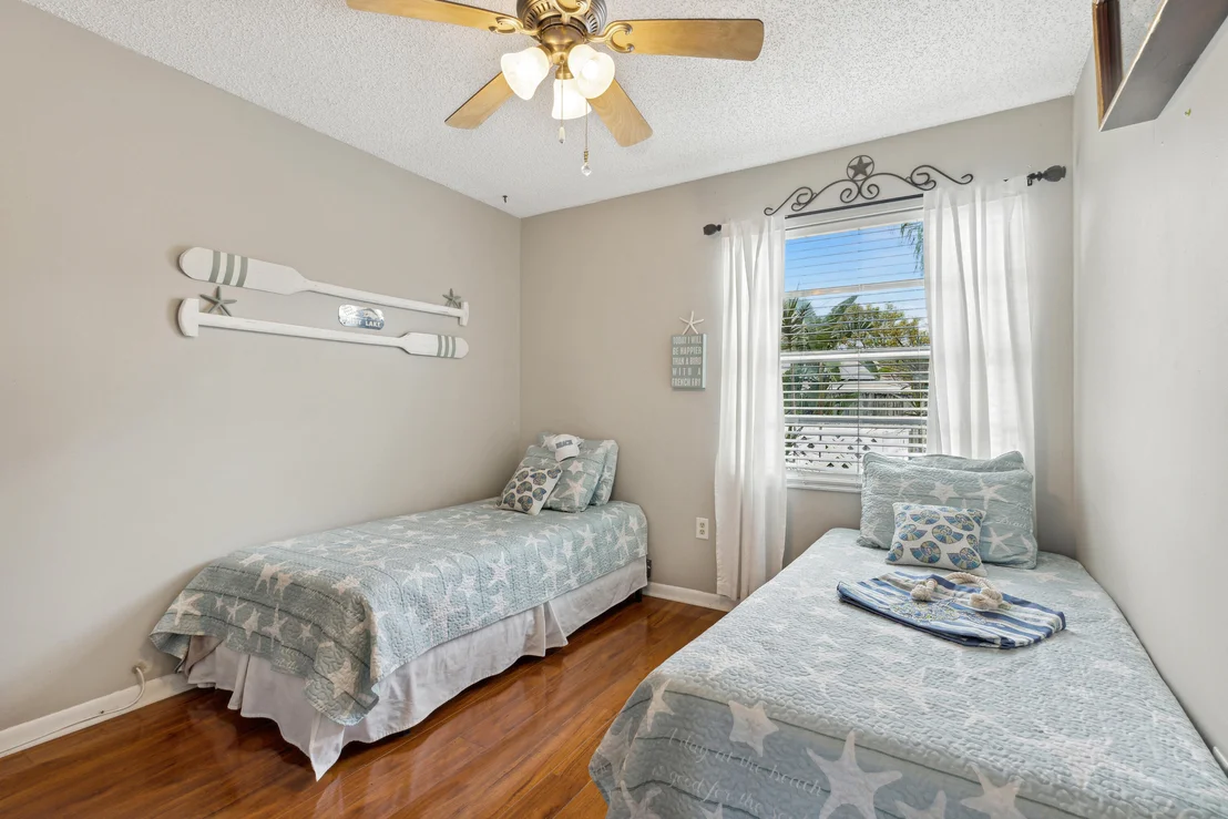Photo of 873 Yellow Pine Avenue