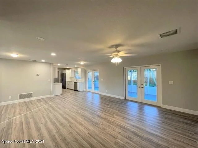Photo of 401 Saint Johns Drive