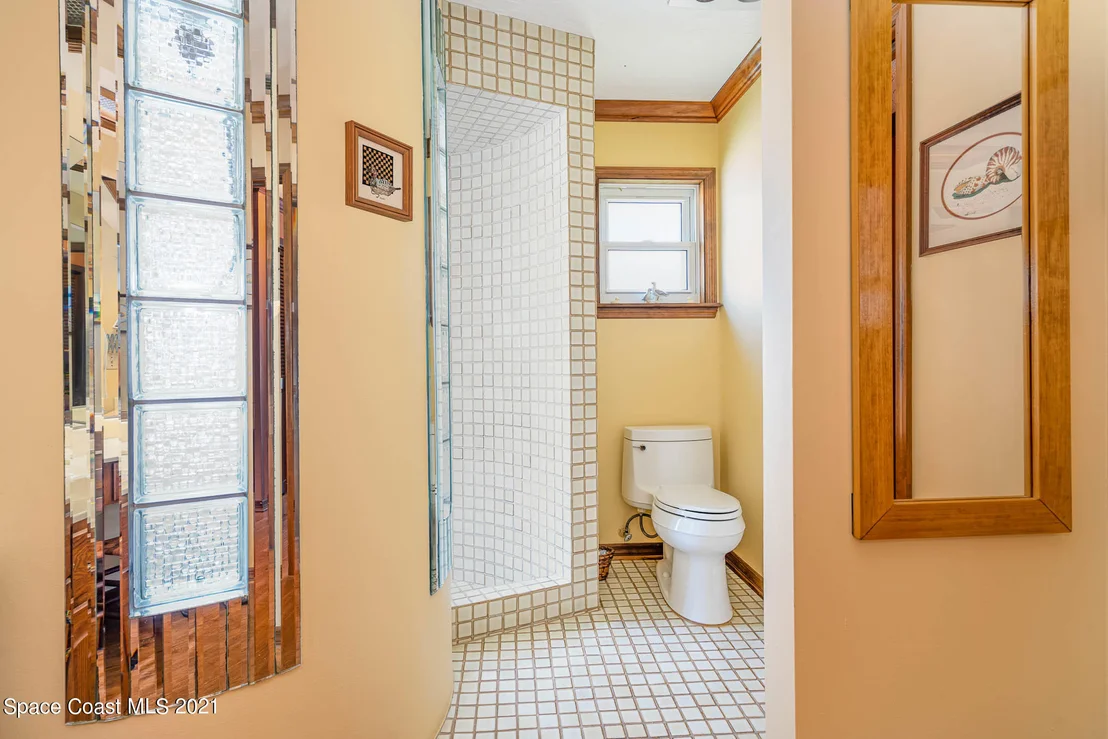 Photo of 1353 Silver Lake Drive