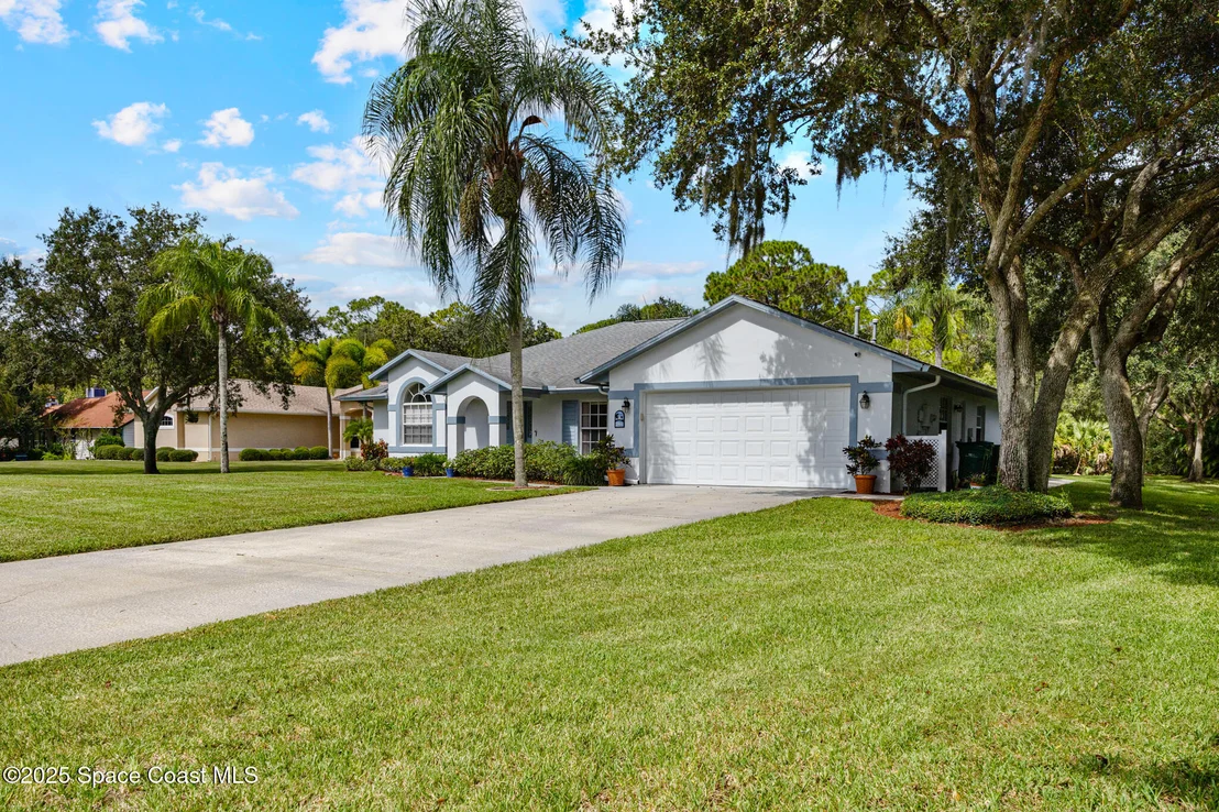 Photo of 2500 Fairfield Drive