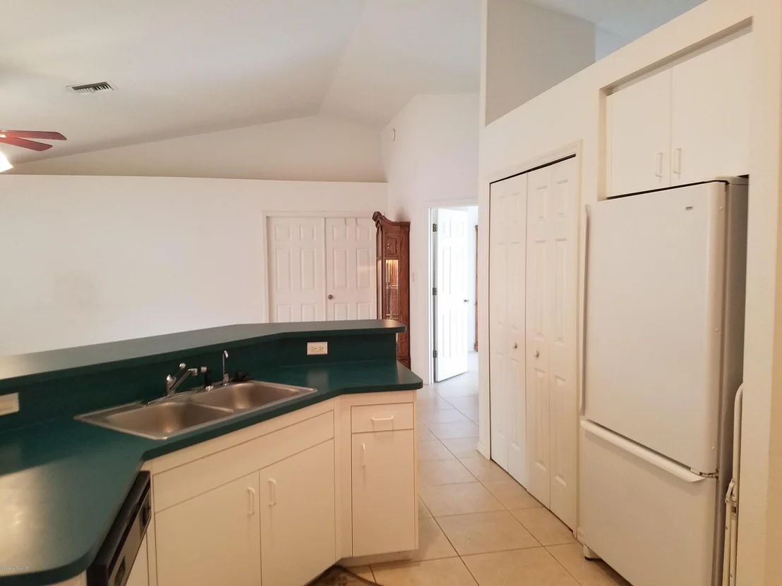 Photo of 6157 Dees Road