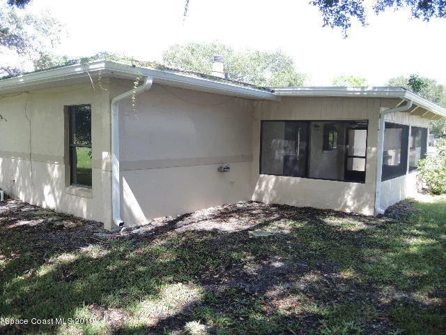 Photo of 335 Mission Oak Drive