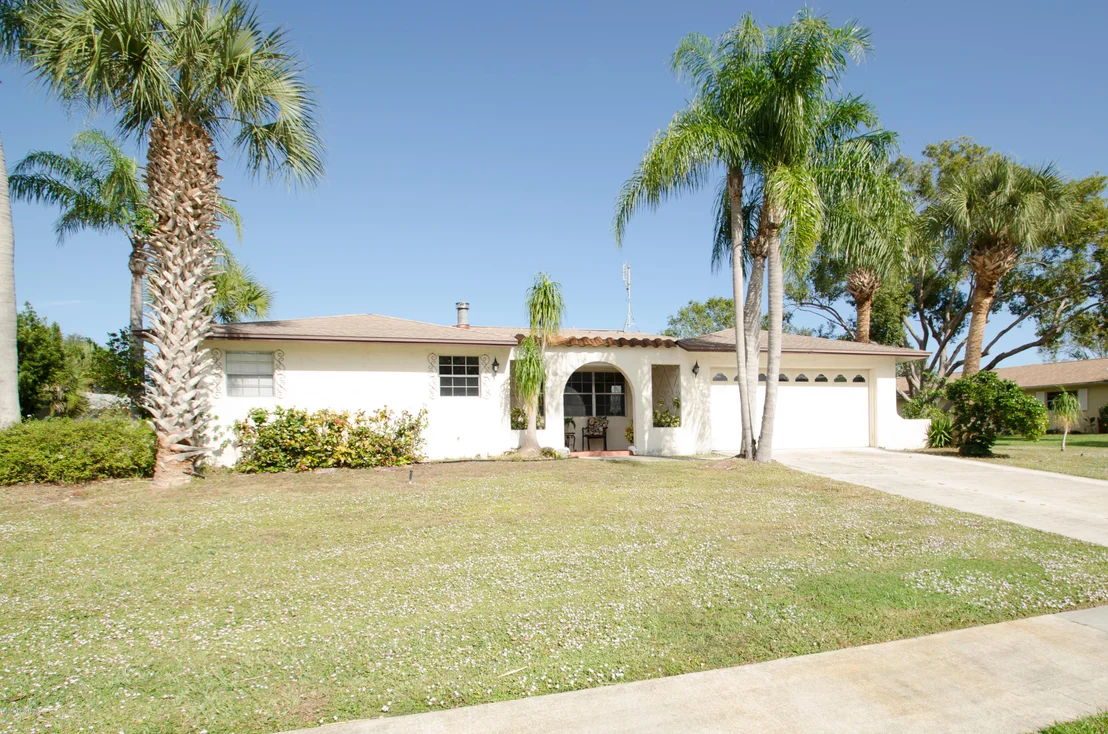 Photo of 300 Arcadia Avenue