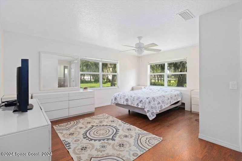 Photo of 4134 Parkway Drive
