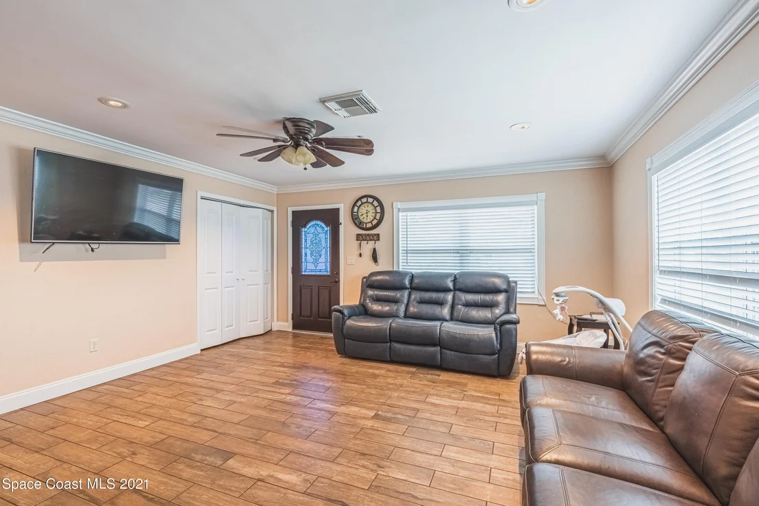 Photo of 200 Lantana Lane