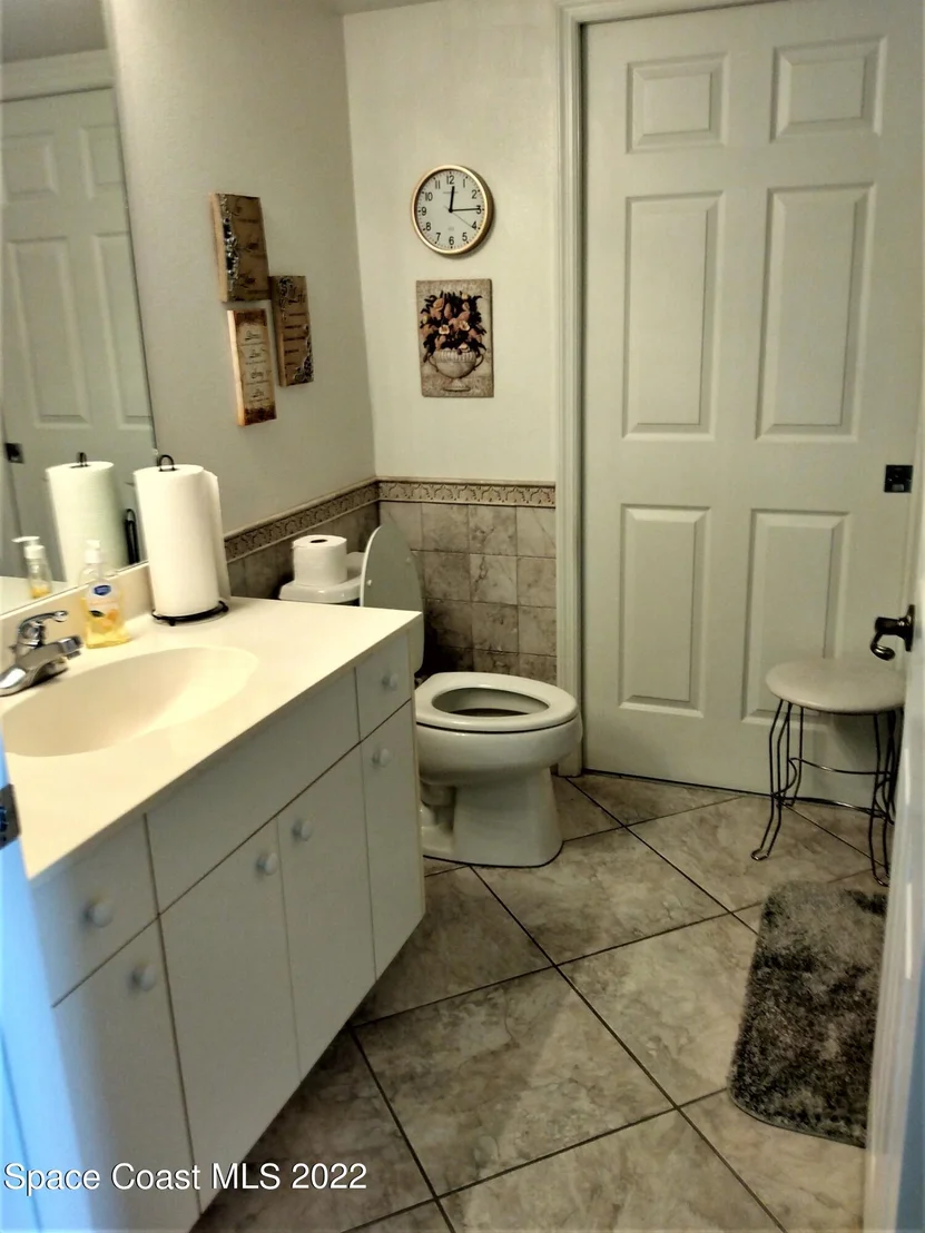 Photo of Unit 302 at 100 Riverside Drive
