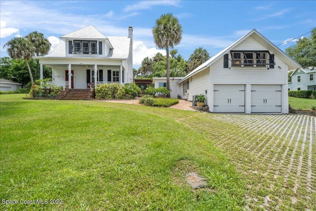 Photo of 2915 N Indian River Drive