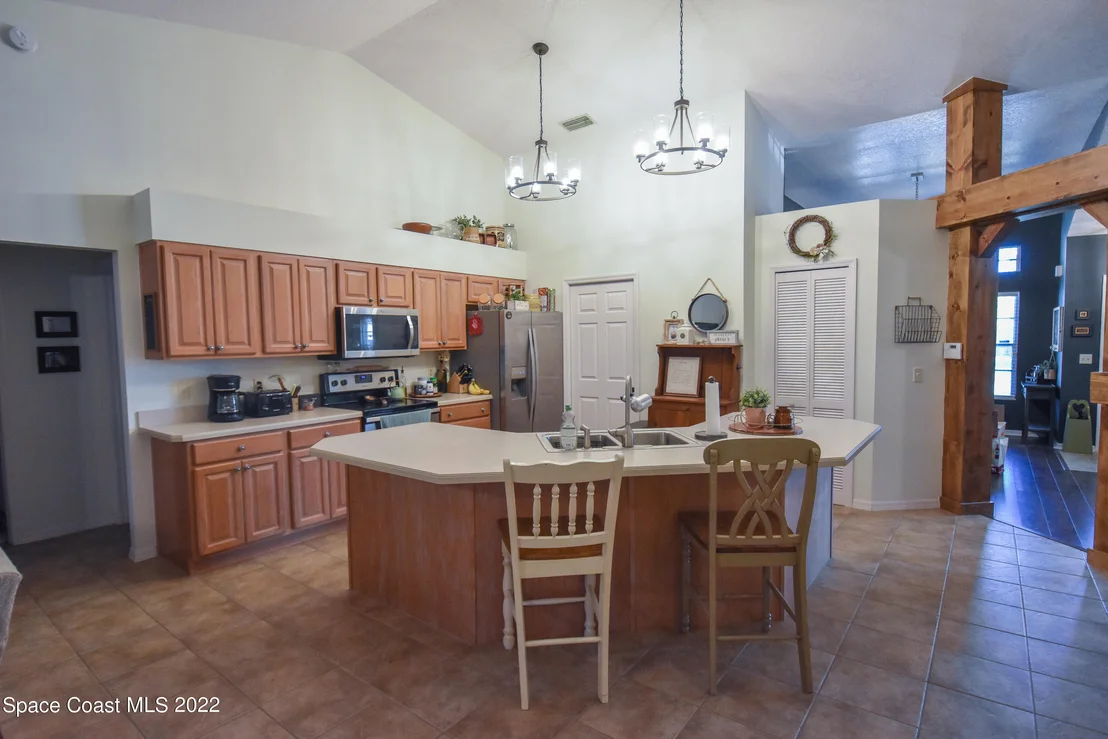Photo of 2485 Bent Pine Street