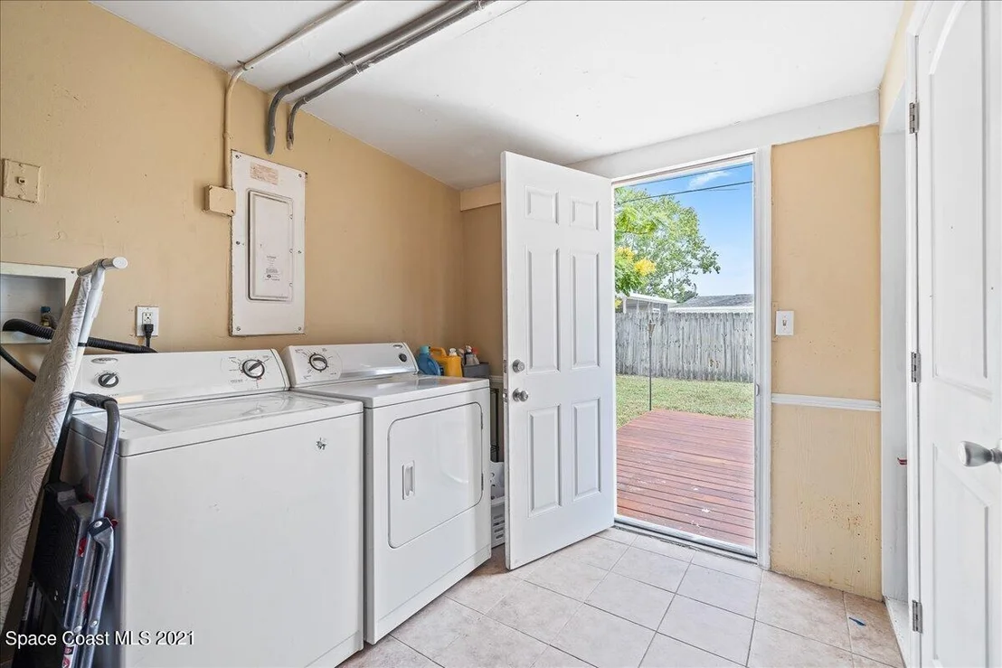 Photo of 1413 Rosemary Drive
