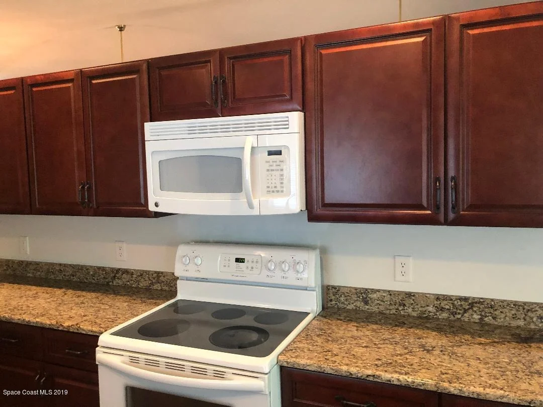 Photo of 1124 Pine Creek Circle NE