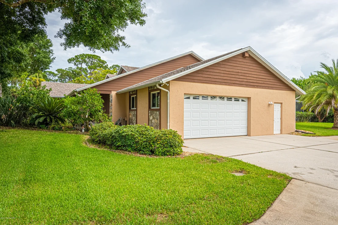 Photo of 1855 Hidden Lake Drive