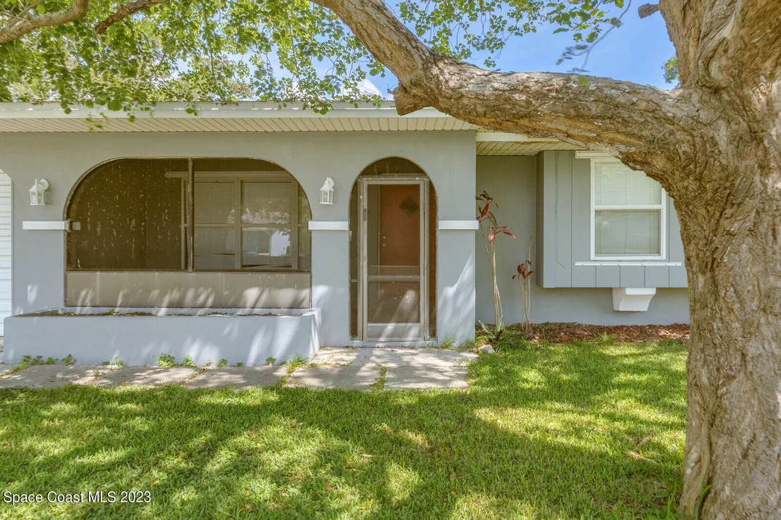 Photo of 3290 Dade Circle NE