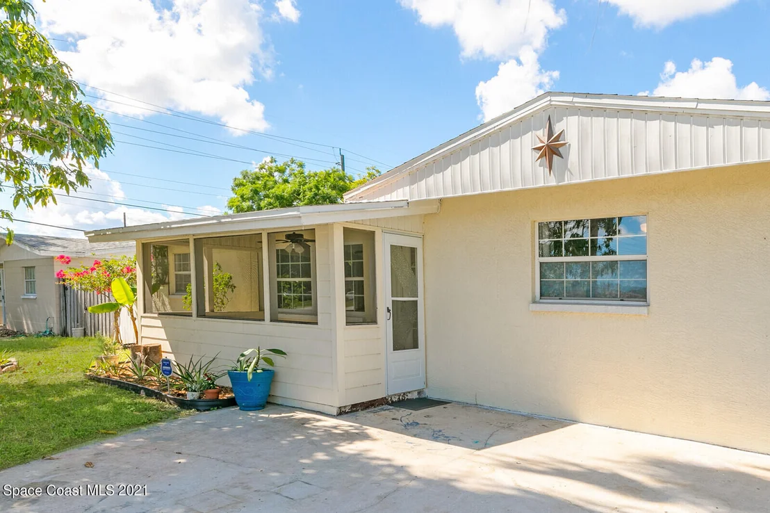 Photo of 1356 Arnold Drive