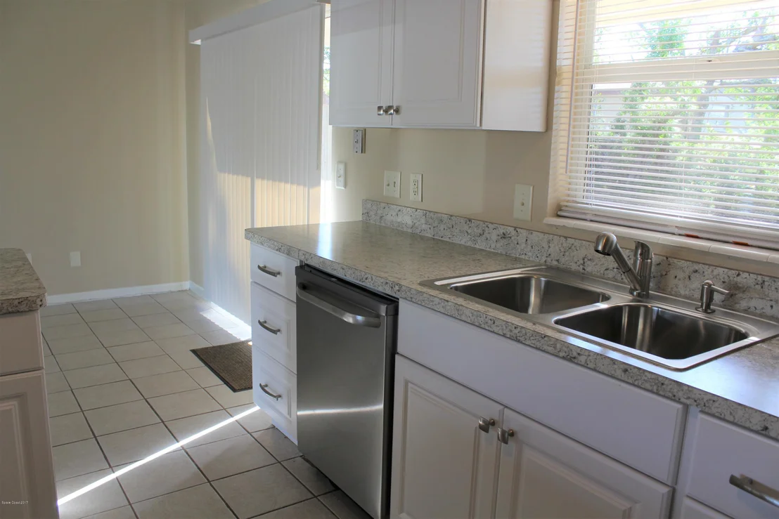 Photo of 4760 Cocoanut Drive
