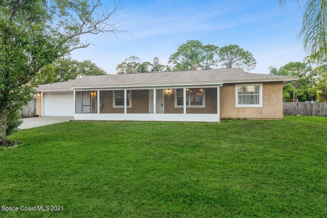 Photo of 7000 Pluto Avenue