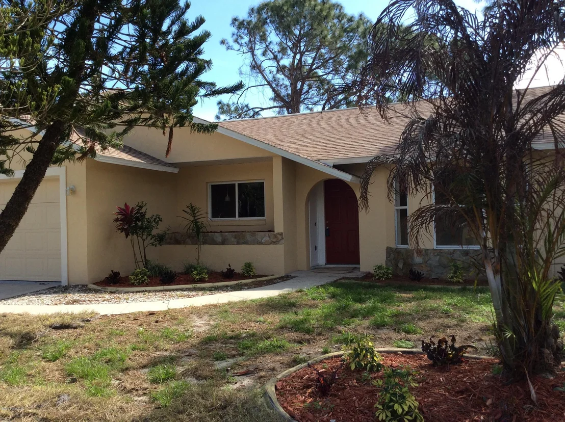 Photo of 6361 Hudson Road