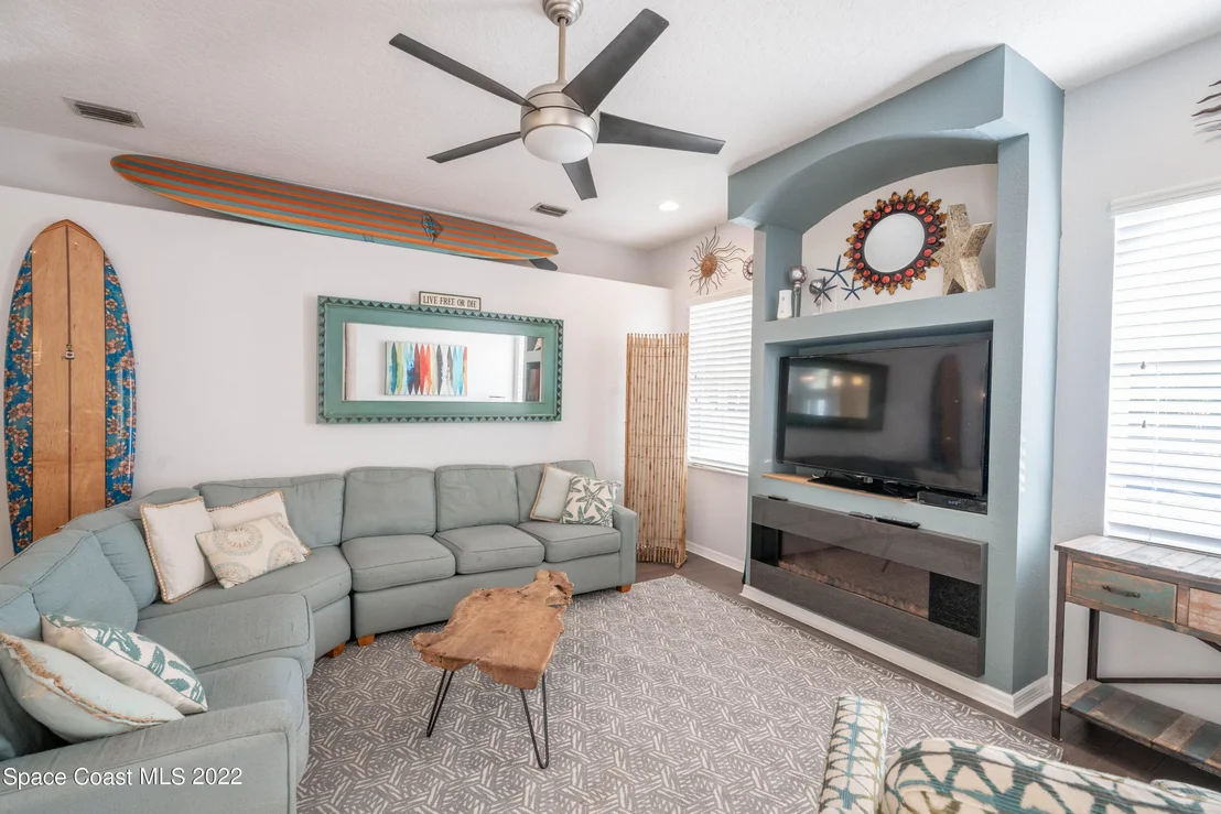 Photo of 6013 Newbury Circle