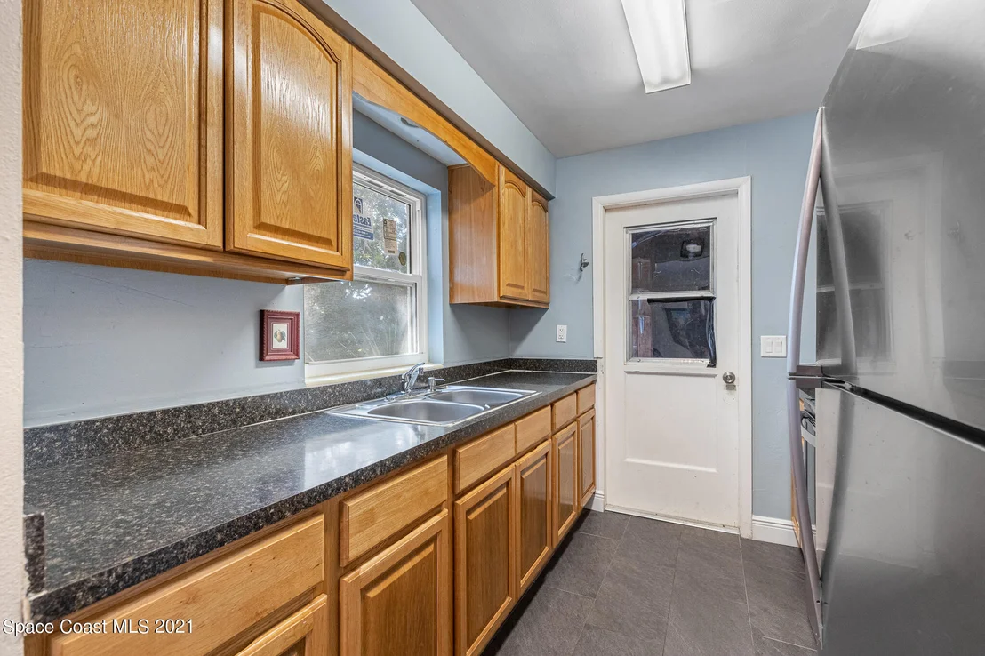 Photo of 401 Bunker Street