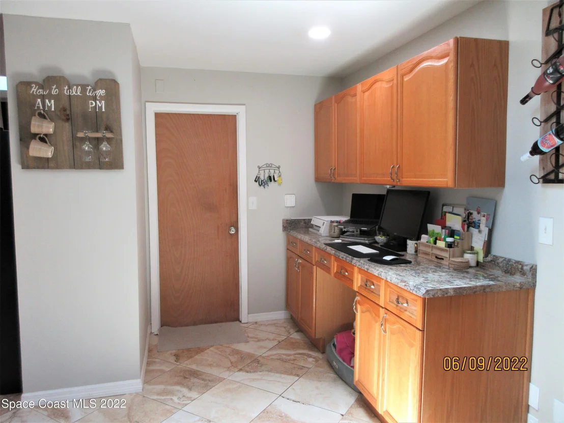 Photo of 2547 Locksley Road