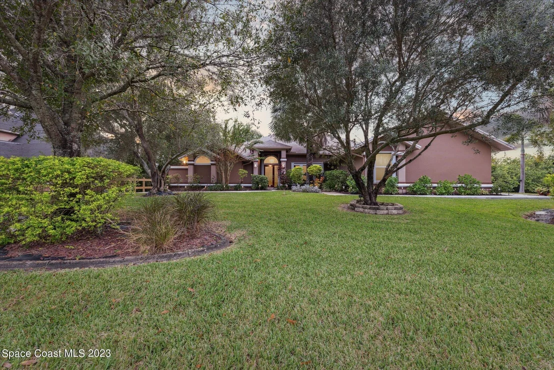 Photo of 4644 Canard Road