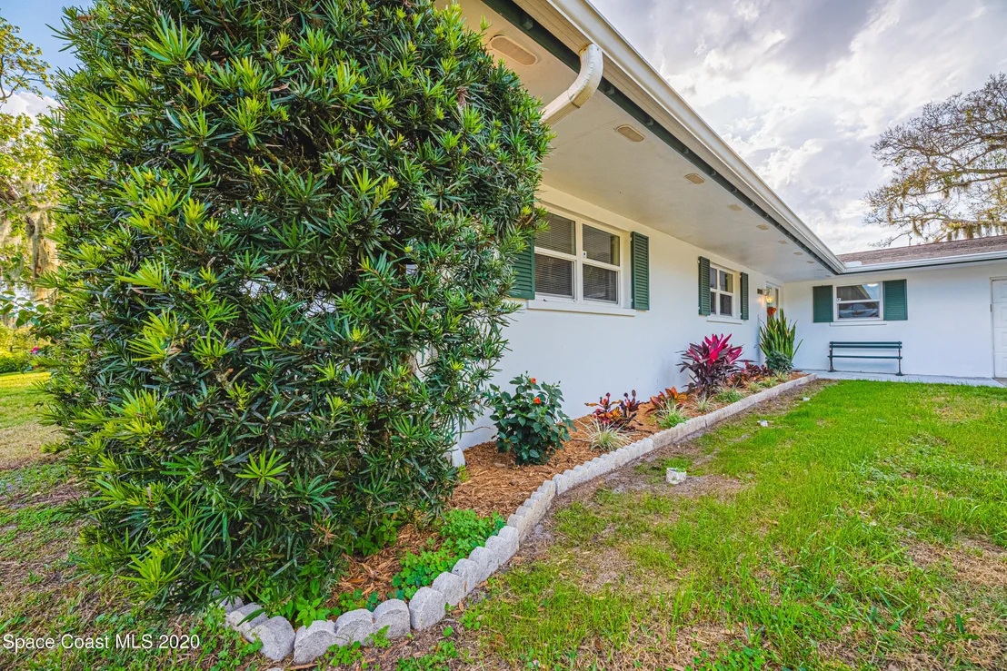Photo of 1945 Trimble Road