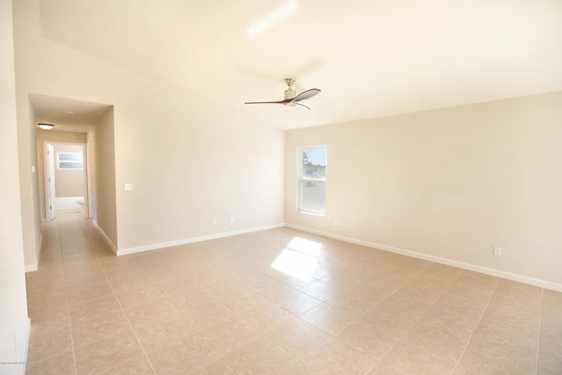 Photo of 1649 Talbott Street SE
