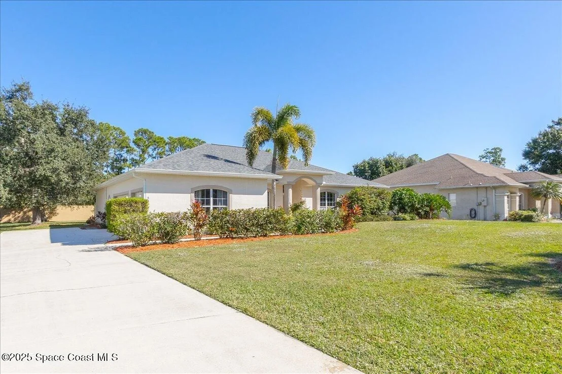 Photo of 3639 Meadowlark Way