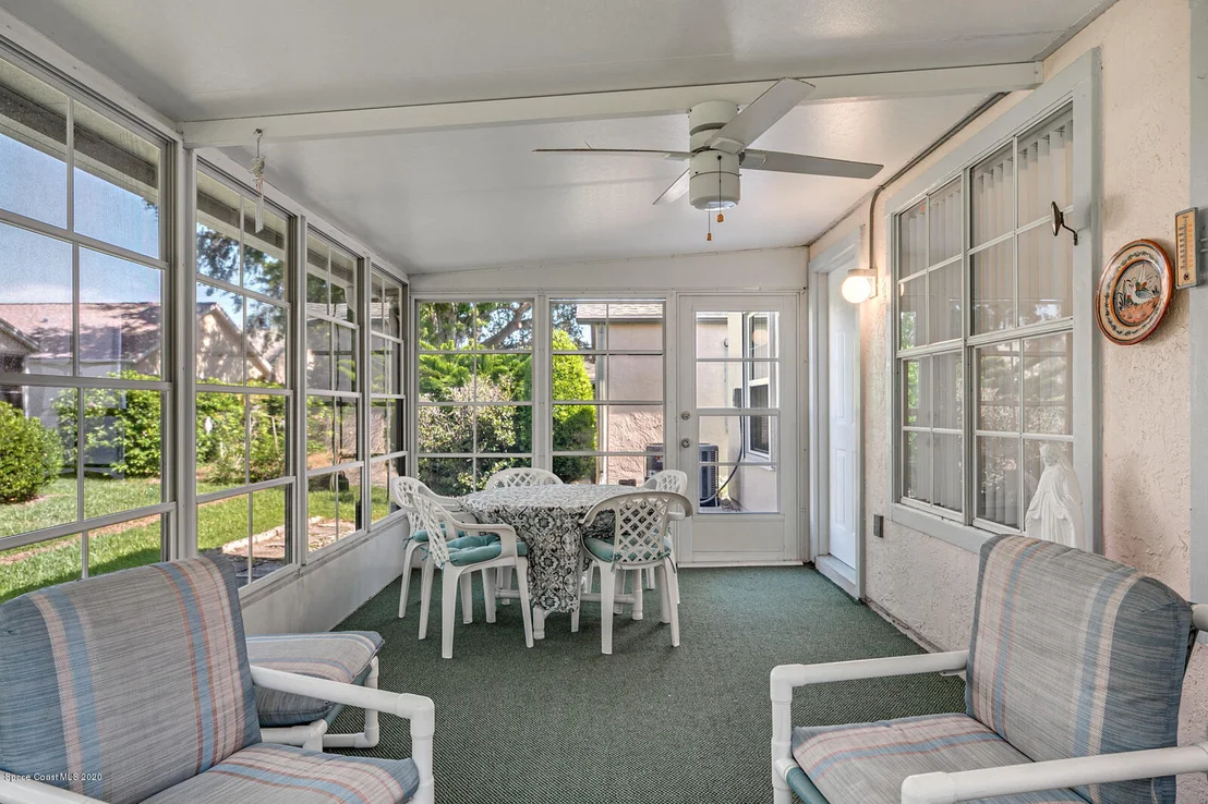 Photo of 4130 Twin Oaks Boulevard