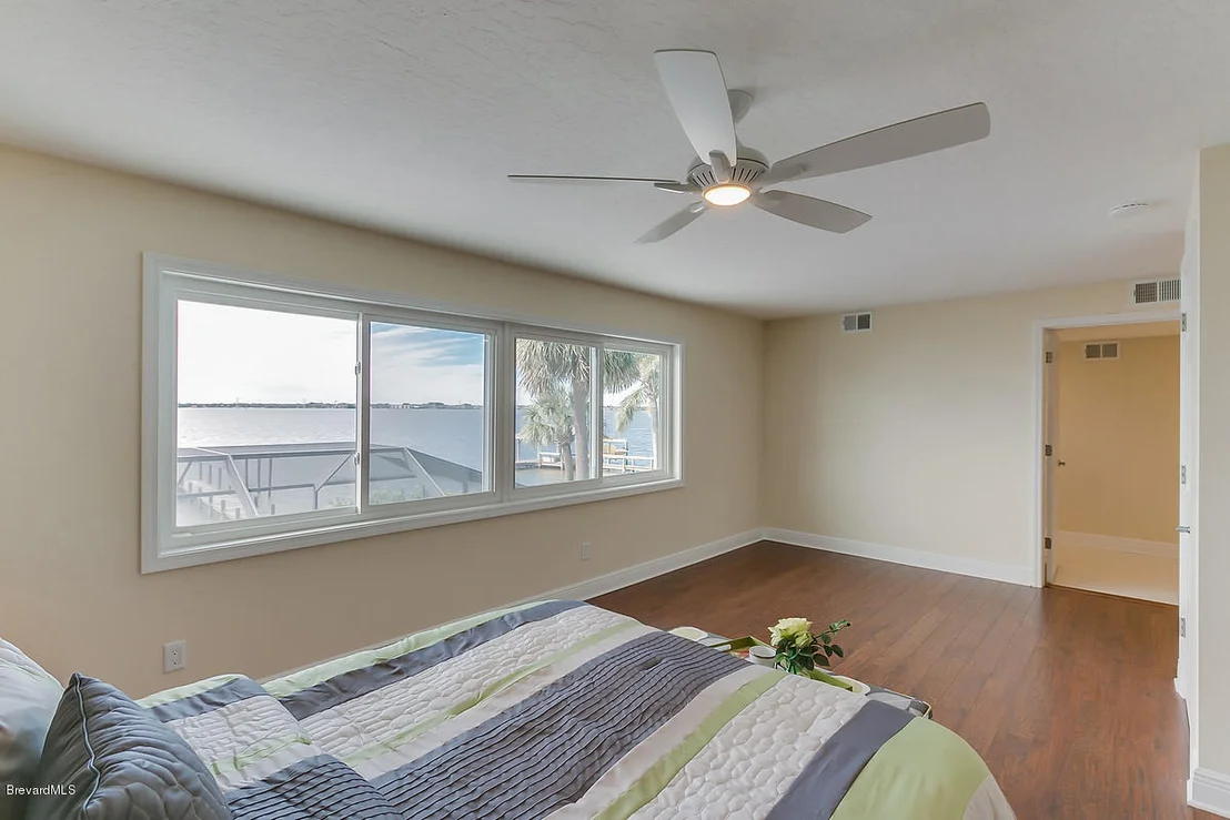 Photo of 427 Riverview Lane